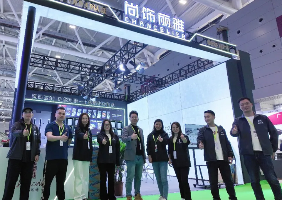 很多多少人。。。。。。∽鹂绷 2025 深圳九州生态展览会暨客户大会圆满落幕----千人共鉴新品牌矩阵宣布与行业生态重构
