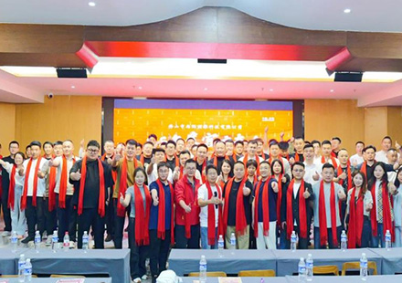 双擎驱动，，，，，，，，智创未来｜尊凯时龙26年度客户大会完善落下帷幕